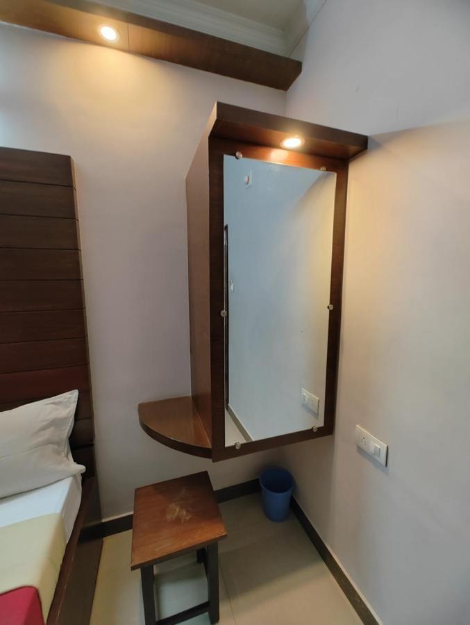 Vyavahar Lodge Udupi Dış mekan fotoğraf