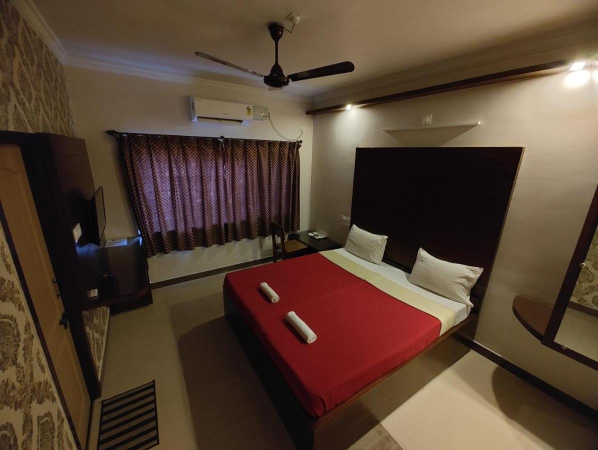 Vyavahar Lodge Udupi Dış mekan fotoğraf